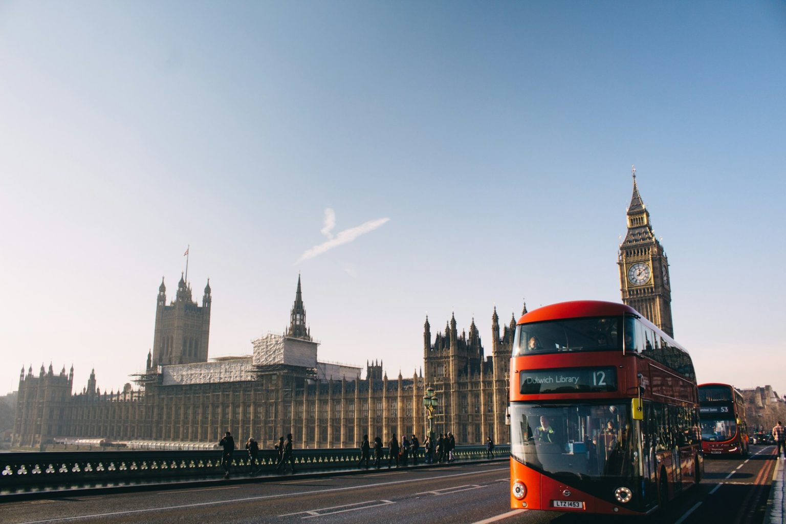 London teenager secures $1 million for AI startup