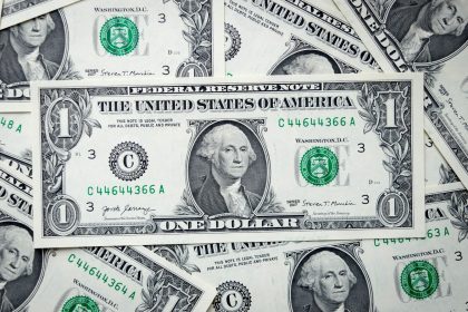 Dollar Steadies