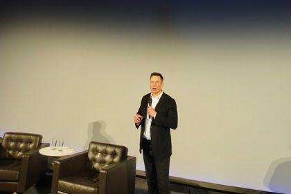 Elon Musk warns of social security risks