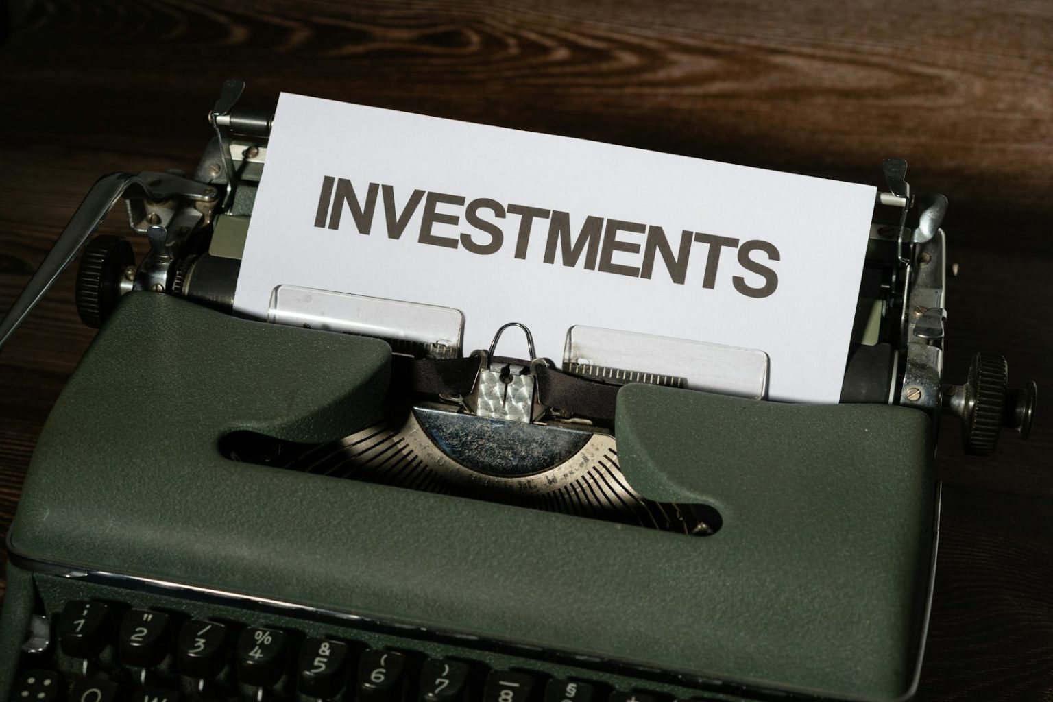 Private equity eyes your 401(k) investments