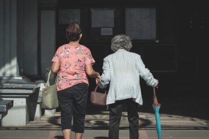 Social Security raises retirement age to 67