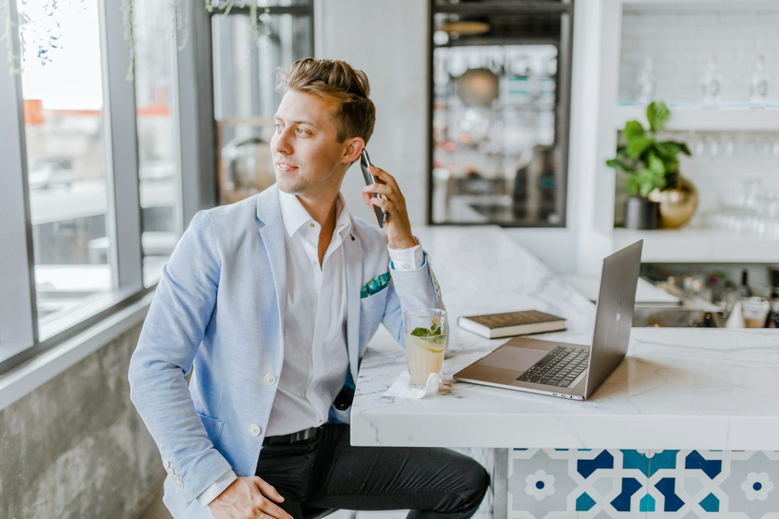 solo entrepreneurs in 2025