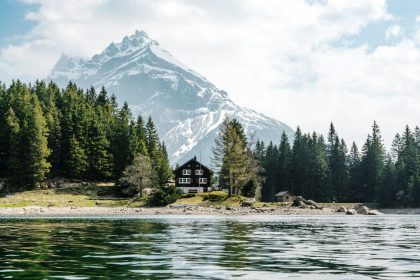Switzerland expects US tariffs to stay