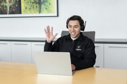 Two Essential Questions Before Implementing AI in Customer Service