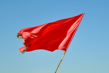 Why Traditional Red Flags Don't Work in Business