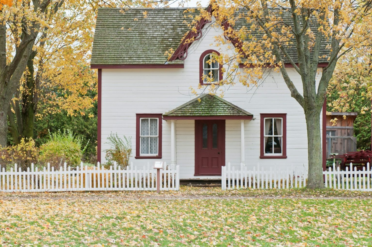 Young Aussie sparks debate on home ownership