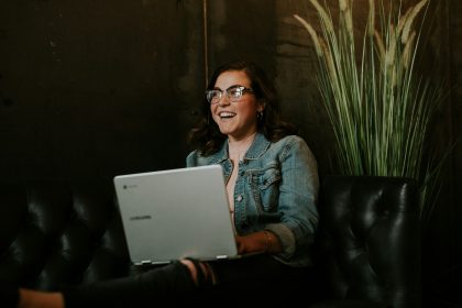 AI in Customer Service: When to Use It and When to Use Humans