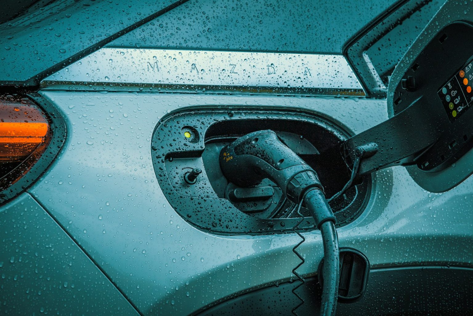 GM-LG Joint Venture Upgrades Tennessee Battery Plant