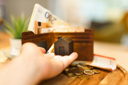 Mortgage Rate Report Helps Homebuyers Compare Loan Options
