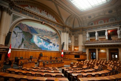 Senate's narrow vote boosts ICE budget