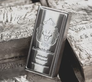 Silver jumps to $36.50 amid tariff concerns