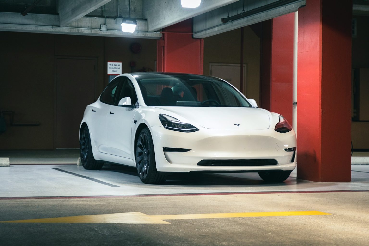 Tesla Faces Potential Challenges as EV Tax Credits Expire