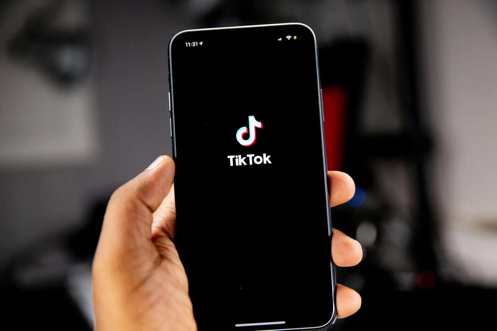 TikTok Ownership Deal May Force US Users to Download New App