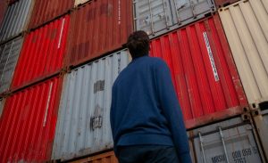 Trump's tariffs contribute to dollar decline