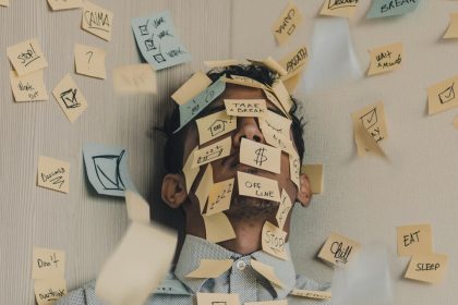 Your Attitude Shapes Your Job Experience