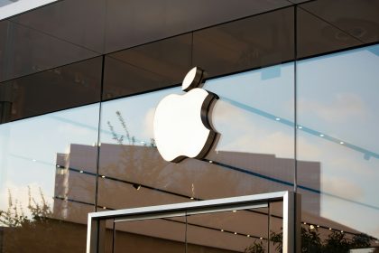 Apple Salary Data Revealed in Federal Filings