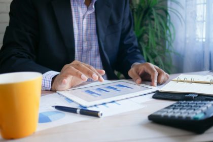 Portfolio Manager Turns Children's Author to Teach Finance