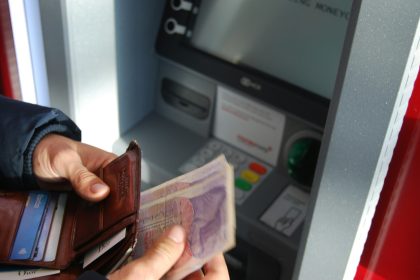 Top Free Checking Accounts That Pay You Back