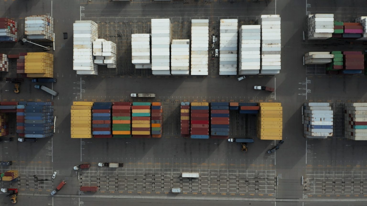 Trump's Tariff Plan Promises Economic Revival Amid Uncertainty