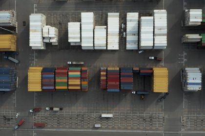 Trump's Tariff Plan Promises Economic Revival Amid Uncertainty
