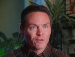 author Keith Crossley