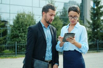 validate a freelance service idea